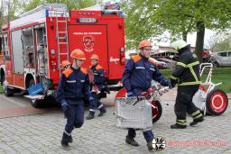 Übergabe eines Jugendmobils für die Jugendfeuerwehr Parchim